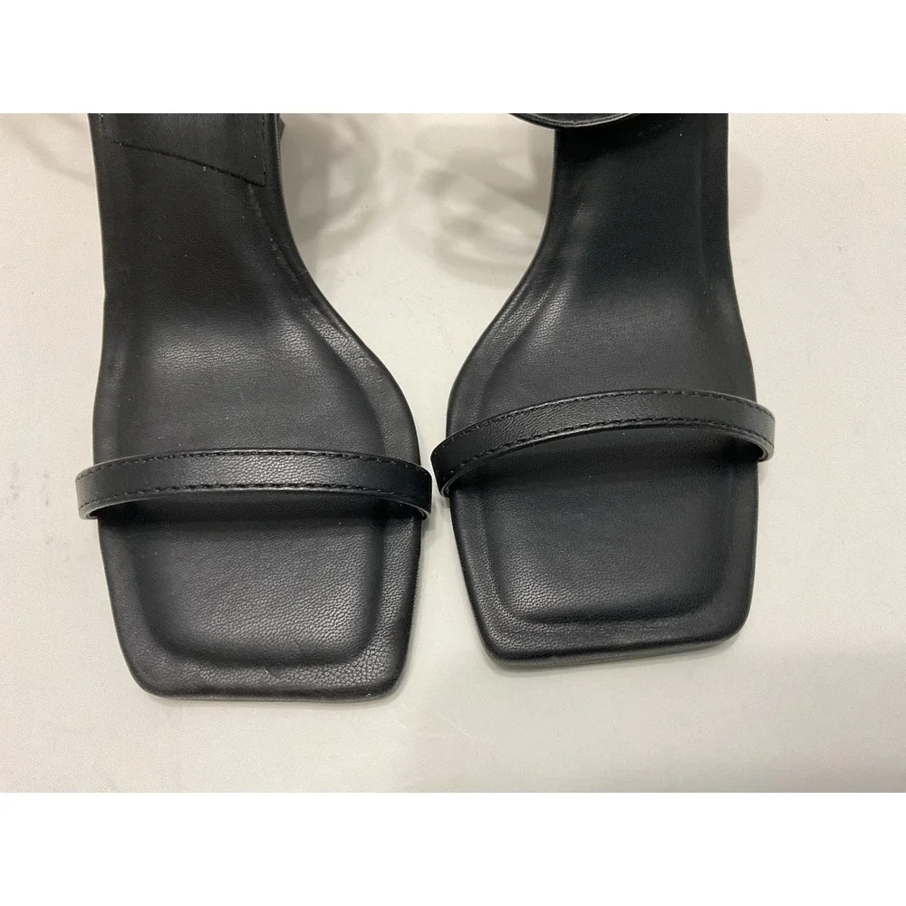 Qupid Anessa-01 Black Strappy Square Toe Stiletto Heel Sandals Womens Size 6 NEW